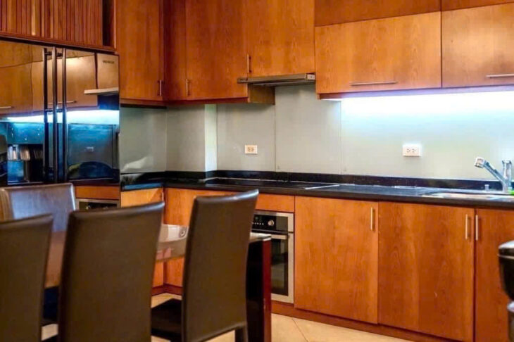 BÁN NHÀ PHÂN LÔ TRUNG KÍNH, CẦU GIẤY – 70M x 5T – MT 5M – Ô TÔ TRÁNH – KINH DOANH – GIÁ 32.8 TỶ