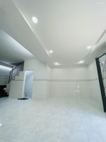 Bán nhà ở đường Nguyễn Văn Dung. Phường 6, Gò Vấp, cách bờ kênh Tham Lương 3m, vị trí đẹp, ở ngay