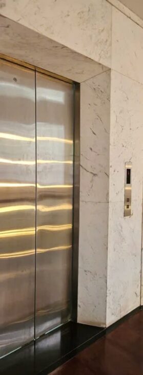 Tôi cho thuê Nhà hàng, VP, KD, Phương Liệt, 111m2x 5T vỉa hè 30 Tr