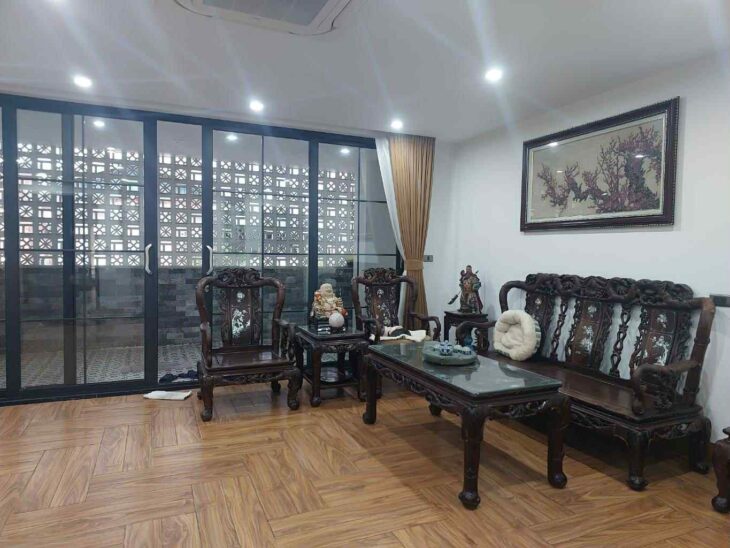 bán nhà Nguyễn Văn Cừ, 118m x 5 tầng, mặt tiền 5.5m, thang máy, gara, kinh doanh