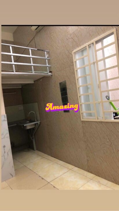 Nhỉnh 9 tỷ 104m2 x 3 tầng, Lạc Long Quan 19PN 19WC