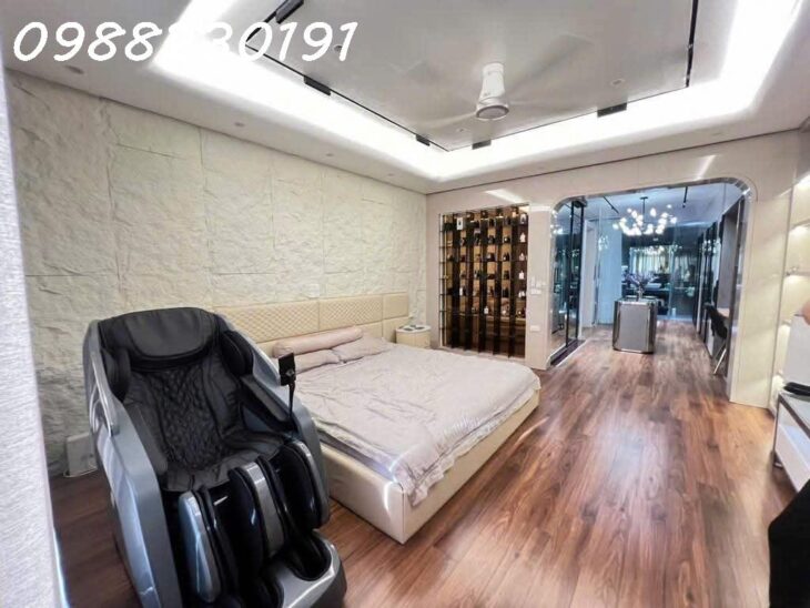 Bán nhà Việt Hưng – 6 tầng – thang máy – Lô góc – Ô tô ngủ trong nhà – sát công viên – nhỉnh 9 tỷ