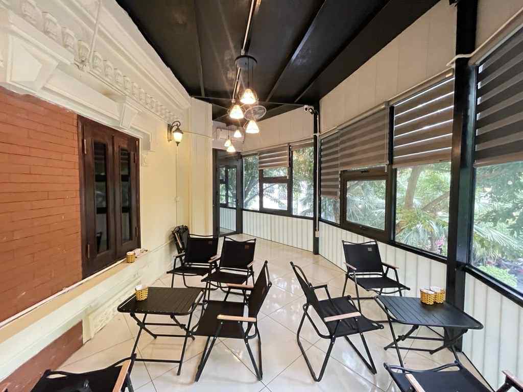 phân lô mặt phố Hoàng Như Tiếp, 100m x 4 tầng, mặt tiền 18m, dòng tiền 1 tỷ/năm