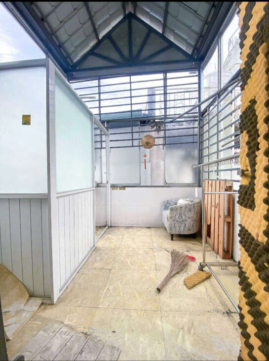 Trung Tâm Tiện Ích Quận 10 vài bước ra đường xe hơi