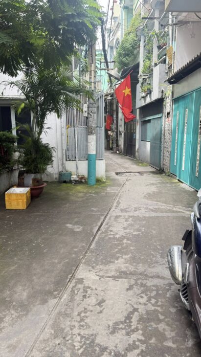 Nhà Đẹp Lạc Long Quân Nhỉnh 4 Tỷ
