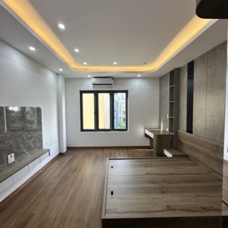 Bán nhà phố Vũ Tông Phan 6 tầng lô góc, thang máy, gara, chỉ 10,2 tỷ.