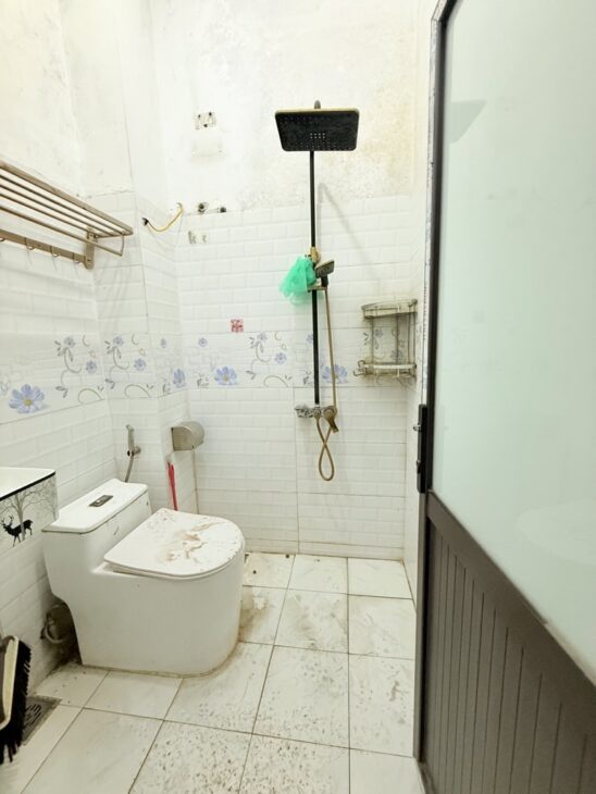 Nhà đẹp Nguyễn Trãi, ngõ nông, gàn ô tô, 4 tầng, chỉ 5,4 tỷ.
