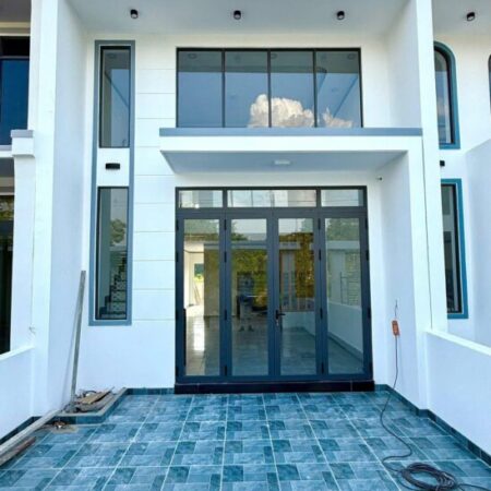 Nhà mặt tiền 7m, 3PN, gần Ecolake, Bến Cát – bán gấp 2 tỷ 180