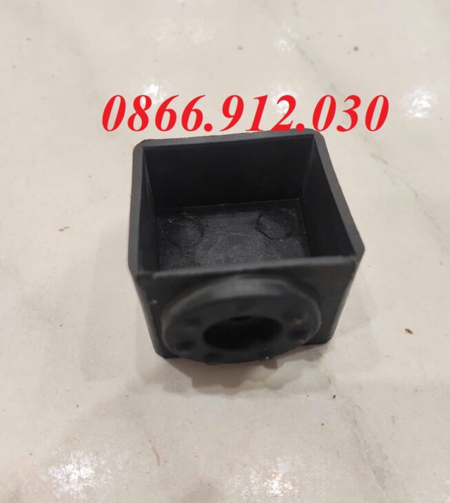 Nắp nhựa chụp chân võng vuông 40 phụ kiện bảo vệ chân võng