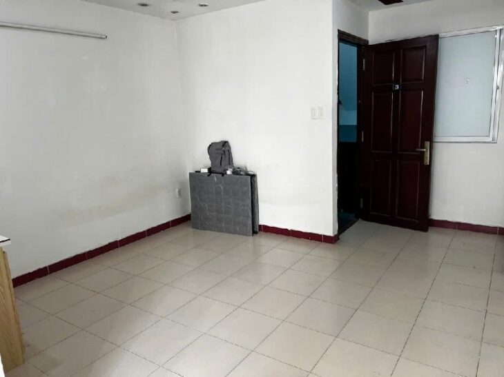 Nhà Âu Cơ 4×16 KC 5T, ngay trường Đại Học, thu nhập 32tr/tháng