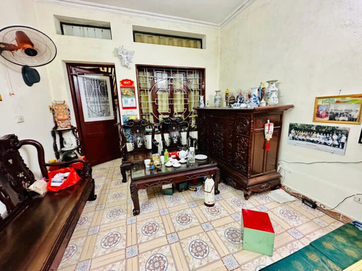 (Hiếm) Nghi Tàm – lô góc – ngõ đẹp – nông 10m oto tránh – 80m2 chỉ 21 tỷ.