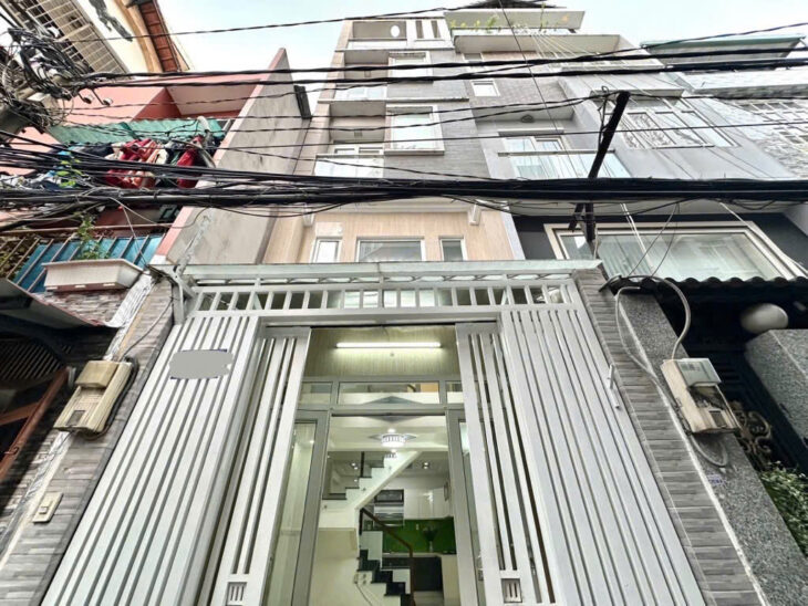 Quận 3 – 7,x tỷ – 33m2 – 5 Tầng BTCT ngay Hoàng Sa thông lý chính thắng