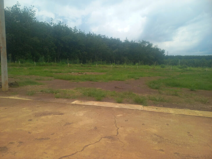 Kẹt tiền cần ra gấp 2 lô đất ngay sát trung tâm chợ