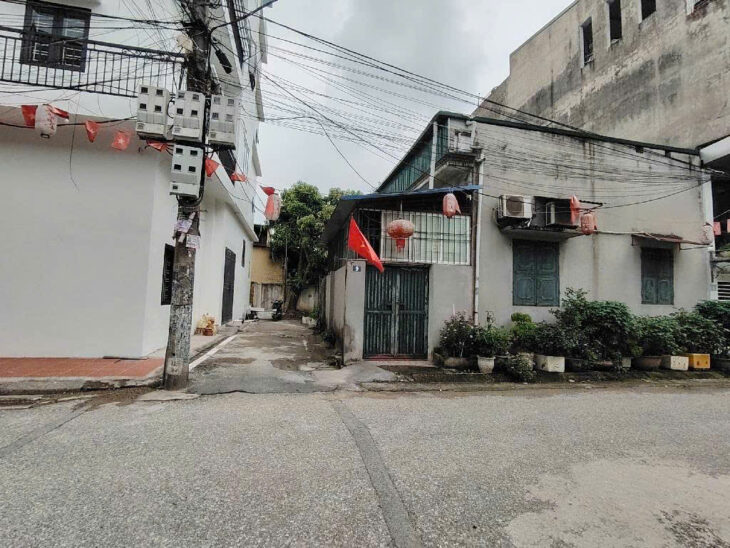 105.7m² Đức Giang – MT 3.3m – Nhà 1 Tầng – Ô Tô Vào Nhà – Hàng Hiếm Tiềm Năng – 9.9 Tỷ