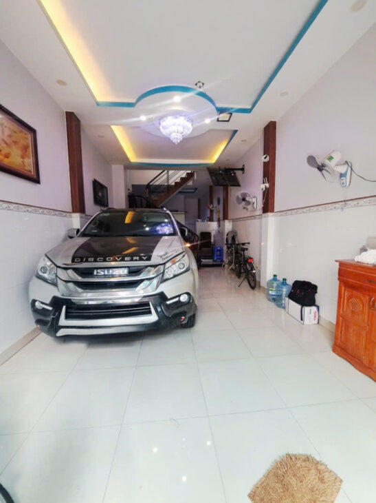 NGỘP BANK – HẺM 6M HƯƠNG LỘ 2 – Ô TÔ NGỦ TRONG NHÀ , Nhà 3 tầng BTCT kiên cố, 3PN + 4WC + sân thượng