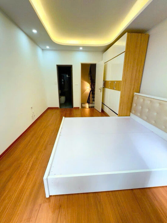 ĐẸP NHẤT NGÕ GIÁP BÁT – HOÀNG MAI – VỊ TRÍ ĐỈNH CHÓP -20M RA OTO TRÁNH 40M RA MẶT PHỐ GIẢI PHÓNG