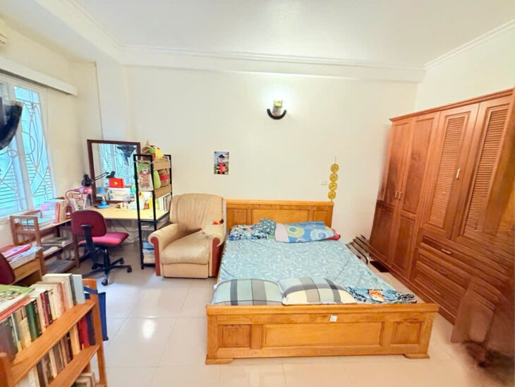 Bán nhà phố Lê Trực, Điện Biên Phủ, trung tâm Ba Đình DT 54m2, 5 tầng khu phân lô dân trí, KD văn