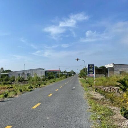 Đất Đẹp- giá tốt Chính chủ cần bán nhanh lô đất tại huyện Bình Tân, tỉnh Vĩnh Long