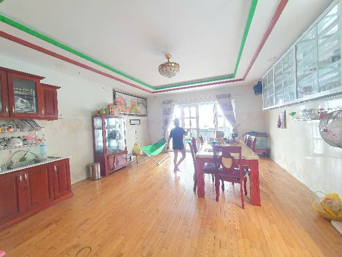 Kẹt tiền cần bán gấp nhà BTCT, mặt tiền Hồ Văn Tư, sổ hồng giá còn thương lượng