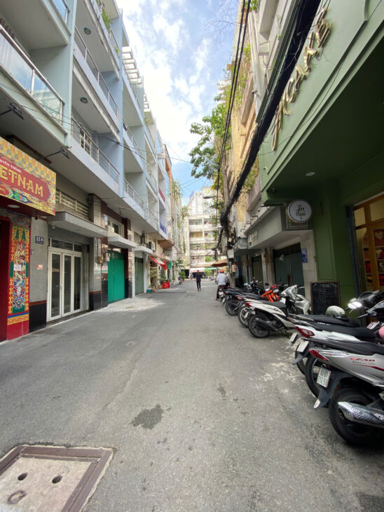 Quận 1 ! MB ĐẸP LẮM ! CHO THUÊ MB GIÁ RẺ 19 tr ! MT 1/ đường nhựa 8m khu kinh doanh, khu VP