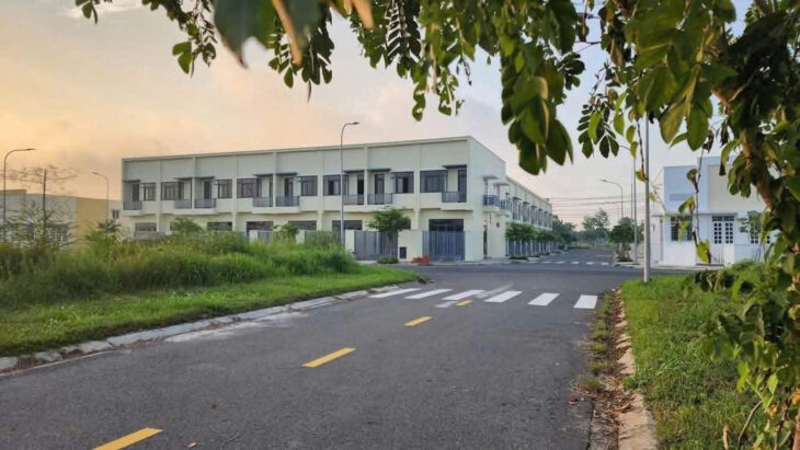 Nhà Phố Tây Ninh Liền Kề KCN Phước Đông