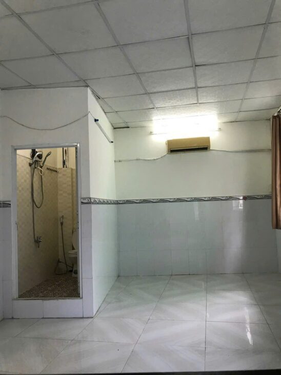 HOT HOT – CẦN BÁN CĂN NHÀ TẠI Đường Lạc Long Quân, Phường 3, Quận 11, TP.HCM3