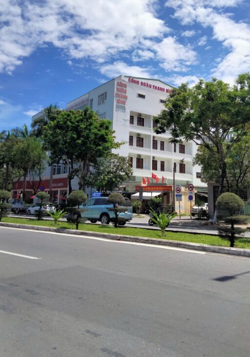 NGỘP BANK – BÁN GẤP NHÀ 3 TẦNG, 125M2, MẶT PHỐ NGUYỄN TẤT THÀNH – HẢI CHÂU – CHỈ 15.7 TỶ