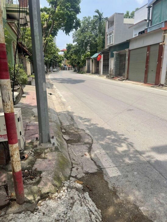 CHÍNH CHỦ BÁN ĐẤT TẶNG CĂN NHÀ 3 TẦNG Vị Trí Tại Đường Tô Hiến Thành, TP Vĩnh Yên