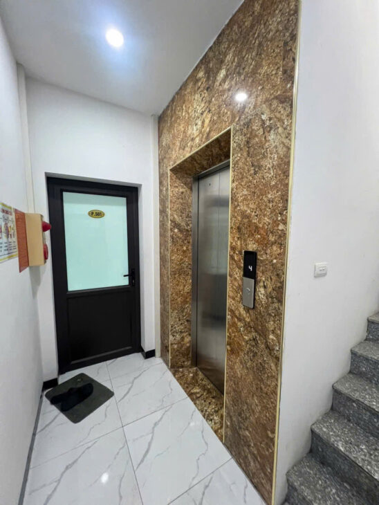 Nhà riêng Kim Giang, ô tô con đỗ cửa, Thang máy, Full đồ, 60m*7 tầng, mặt tiền 5m. Giá 14,7 tỷ