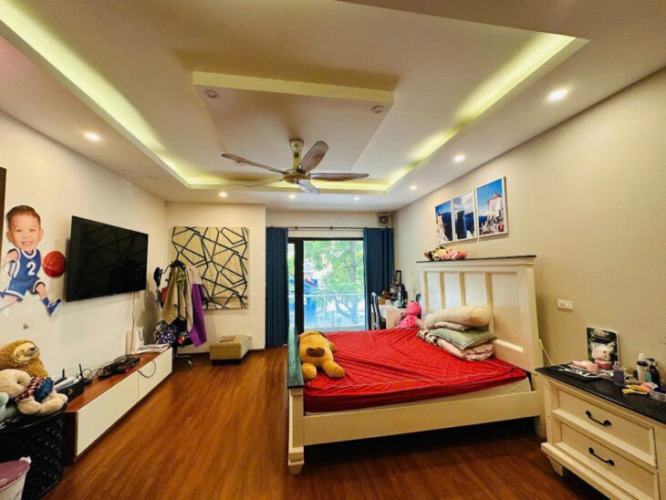 Giá đầu tư – Bán nhà Hoàng Văn Thái 103m căn góc 3 mặt ngõ đều ô tô – vỉa hè