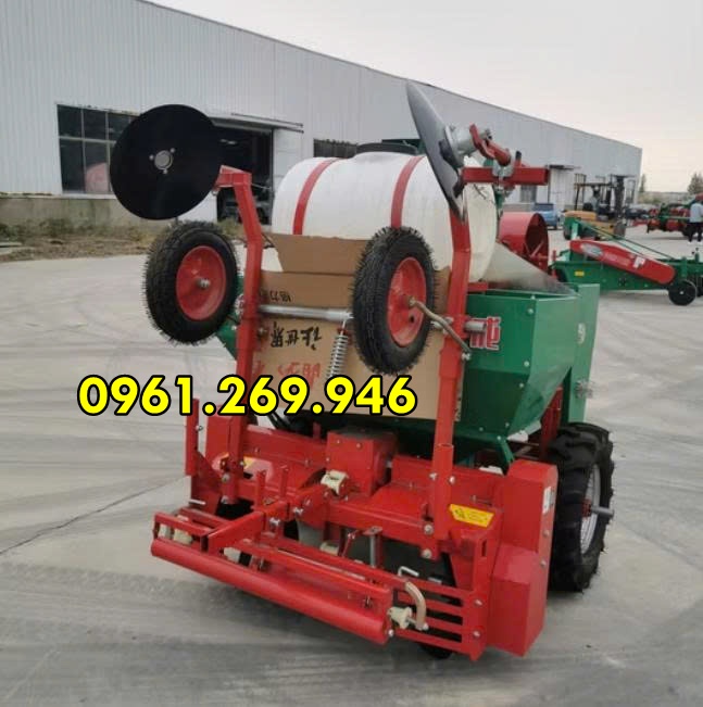 Máy trồng khoai tây 2 hàng Turbo 2CM-2 đa năng