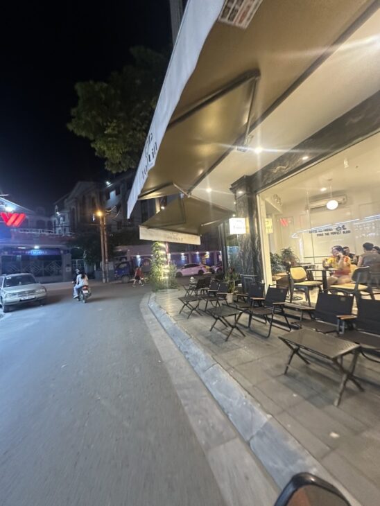 CHUNG CƯ BKHDT CẦU GIẤY 110M 3 NGỦ 2 WC GIÁ 7,4 TỶ