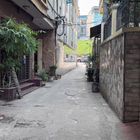 Chính chủ nhờ bán đất đẹp Ngọc Thụy, 70m², giá chỉ 9,7 tỷ