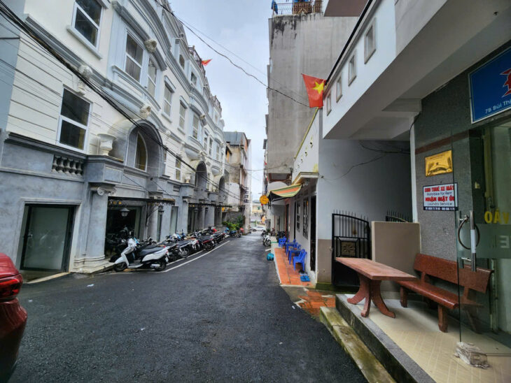 CHO THUÊ KHÁCH SẠN 24 PHÒNG 2 MẶT TIỀN BÙI THỊ XUÂN – LÝ TỰ TRỌNG P2 ĐÀ LẠT