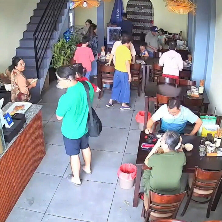Quận 2 , Sang Gấp Quán Bún Bò , MB thuê rẻ 26 tr / tháng, MT Đường KDC Lakeview MT số 170 Song Hành