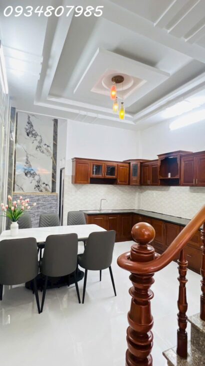 Bán nhà 4 tầng 5pn 72m2 nguyễn ảnh thủ q12, sổ hồng, giá hời chỉ 6 tỷ