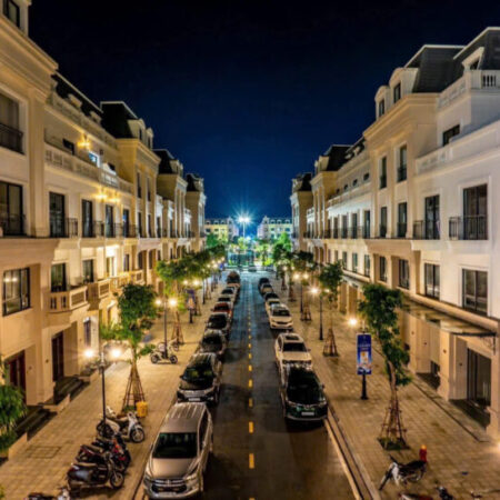 CĂN NHÀ VÀNG GIỮA LÒNG VINHOMES – 4 TẦNG 1 TUM, Ở NGAY – GIÁ CHỈ TỪ 3,6 TỶ