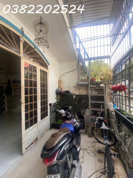 Đường xe tải ra vào, Nhà mới kinh doanh tốt. Diện tích 70m2 SHR sang tên trong ngày