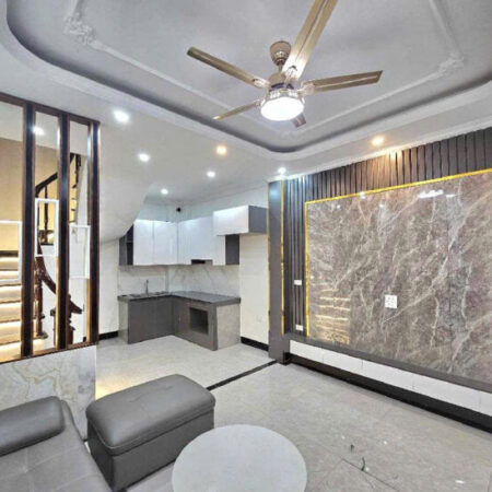 BÁN NHÀ ĐẶNG VŨ HỶ LONG BIEN 5 TẦNG MỚI ĐẸP LONG LANH GIÁ NHỈNH 5TY