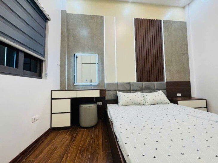 Hoàng Câu Ô tô tránh, ngõ thông, sát quận Ủy Đống Đa,55 m, 9 ngủ.Sổ đỏ sẵn, khu vực trung tâm tiềm