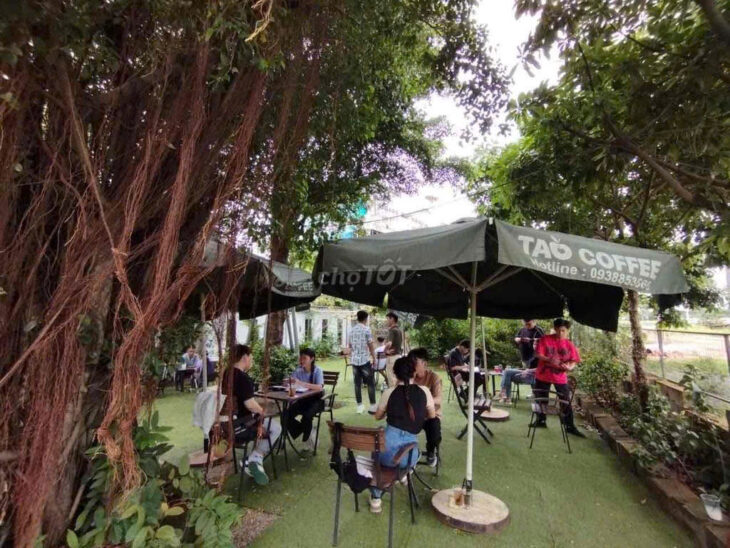 Bình Dương ! Cần sang quán caffe sân vườn ngay bờ sông rộng rãi thoáng mát, Tel : 0908856457 (