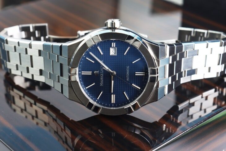 Maurice Lacroix Aikon Dial Blue, Automatic Dòng Búa Khuyết Size 42mm Fullbox Gỗ