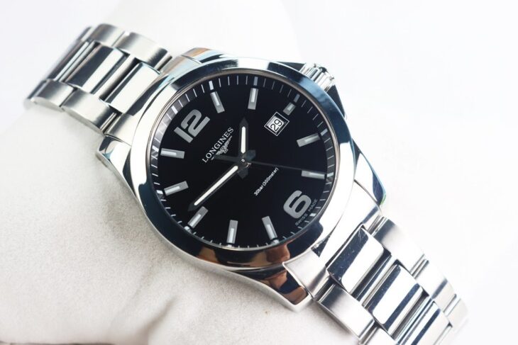 ĐH Nam : Longines Conquest – 3 kim mặt đen, bản dây thép siêu chất đep – Size 41mm…