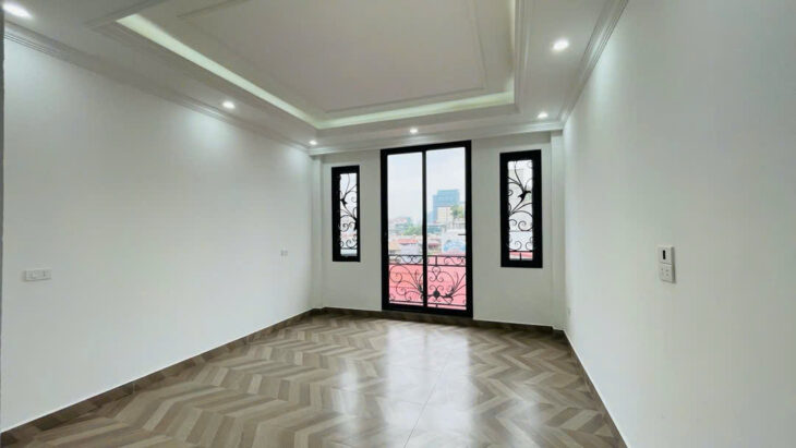 BÁN NHÀ PHÂN LÔ PHÙNG CHÍ KIÊN, CẦU GIẤY – 55M x 7T THANG MÁY – GARA Ô TÔ – KINH DOANH – GIÁ 27.5 TỶ