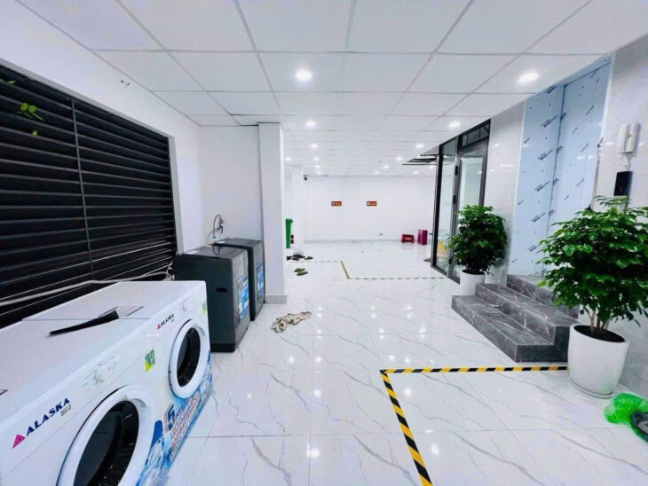 BÁN TOÀ NHÀ TRẦN QUỐC VƯỢNG, CẦU GIẤY – 80M x 6T THANG MÁY – DÒNG TIỀN 120TR/TH – 23.5 TỶ