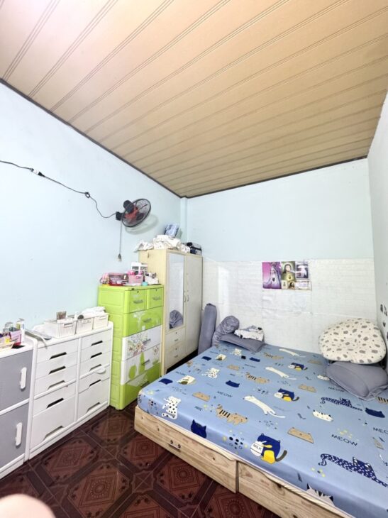 NHÀ C4 -GA METRO TRƯỜNG THỌ, OTO – 82M2 (5,6×15) – NHỈNH 6 TỶ – RẺ NHẤT