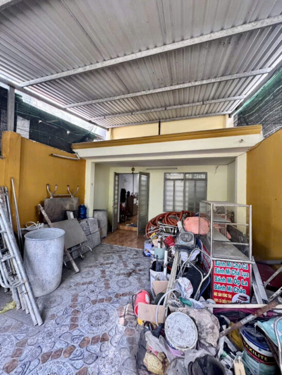 Nhà Mặt tiền SHR Đ.8m 240m2, Nở hậu – Song Hành Hóc Môn SS