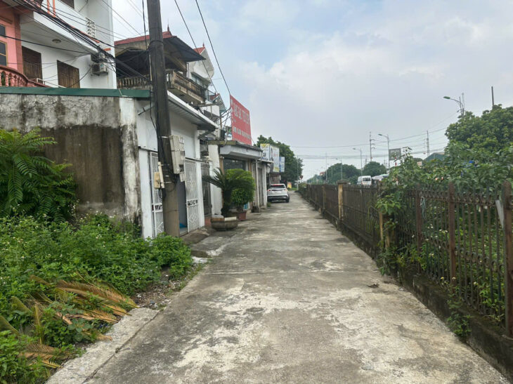 Bán đất ô tô đỗ cửa 2 mặt thoáng cực đẹp tại Khu Công Nghiệp Quất Động