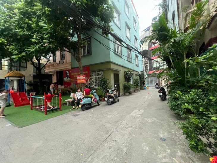 Nhà riêng phường Khương Trung 83m2 x 3 tầng, giá cực rẻ cho nhà đầu tư xây CCMN, CHDV