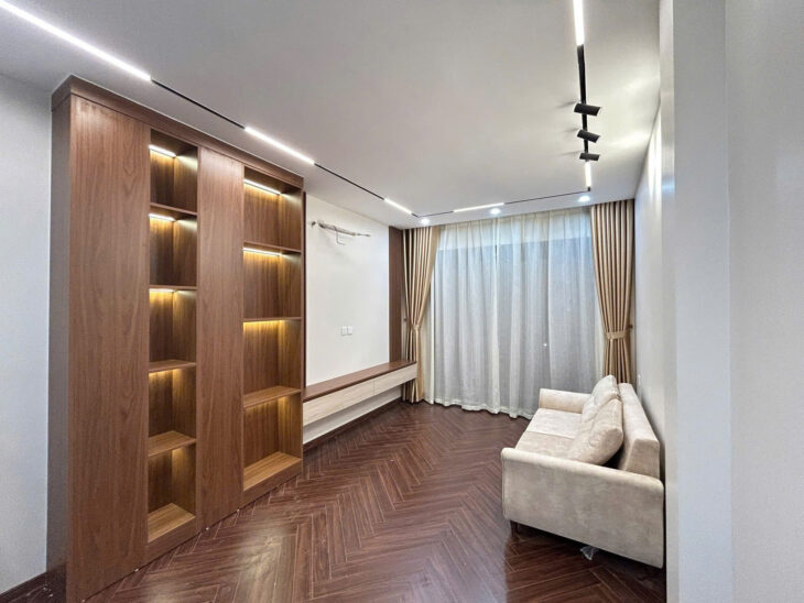 BÁN NHÀ MẶT PHỐ HOA BẰNG, CẦU GIẤY – 62M x 7T THANG MÁY – VỈA HÈ RỘNG – KINH DOANH – GIÁ 26.5 TỶ